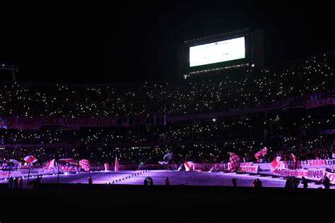 Con Un Imponente Show De Luces River Plate Descubrió Dos Nuevas Tribunas En El Estadio