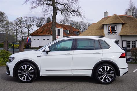 Volkswagen Tiguan Tsi Act Highline Business R Line Virtual Cockpit