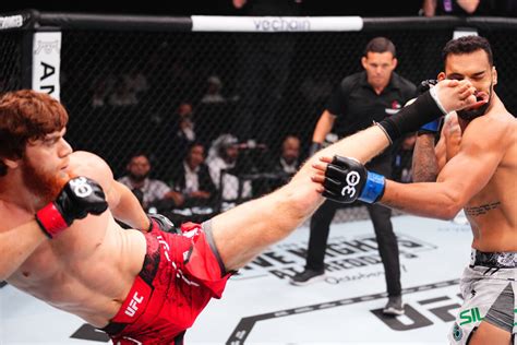 VIDEO: Shara ‘Bullet’ Magomedov debuta con victoria en el UFC 294 ante ...