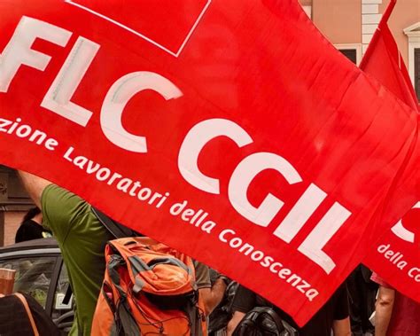 Autonomia Differenziata Flc Cgil In Sicilia Raccolte Migliaia Di