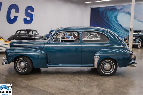 1946 Ford Deluxe Tudor Pacific Classics