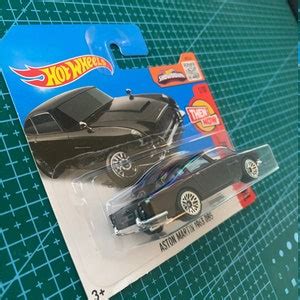 Hot Wheels 1963 Aston Martin Db5 Black With Chrome Wheels Short Card Hard To Find Collector