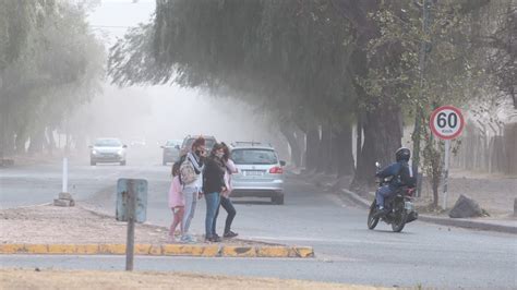 Viento Zonda a qué hora baja y qué lugares de Mendoza afectará