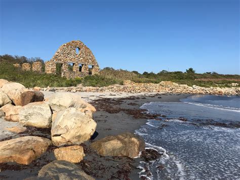 Narragansett, RI, US holiday accommodation: boats & more | Stayz