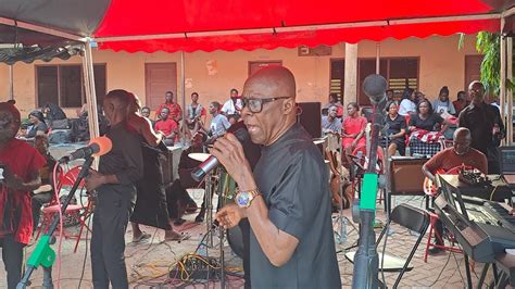 Awww Prof Kofi Abraham Crying At S D A Musician Osei Boateng Funeral