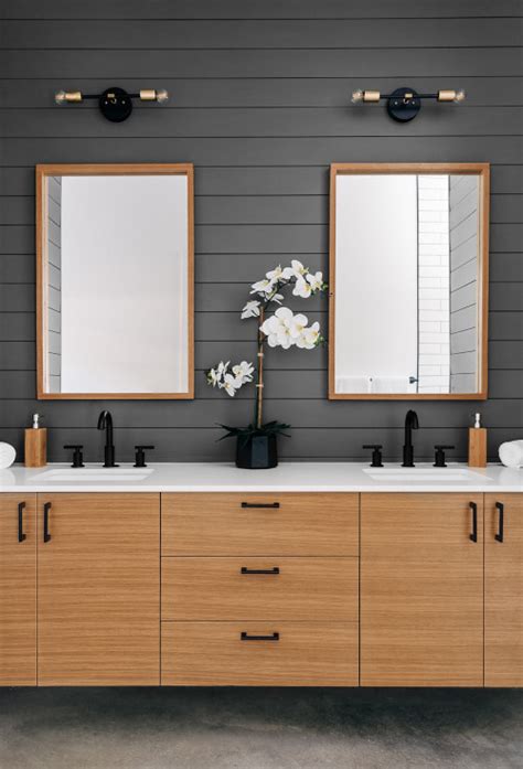 Bath Vanity Backsplash Ideas