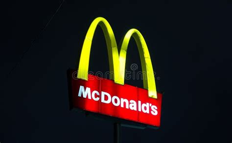 Mc Donalds Fast Food Restaurant At Night Dallas United States