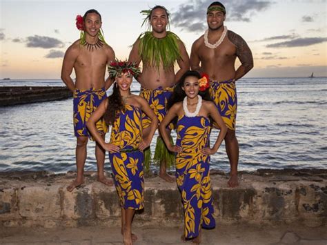 Diamond Head Luau - Waikiki Beach Luau