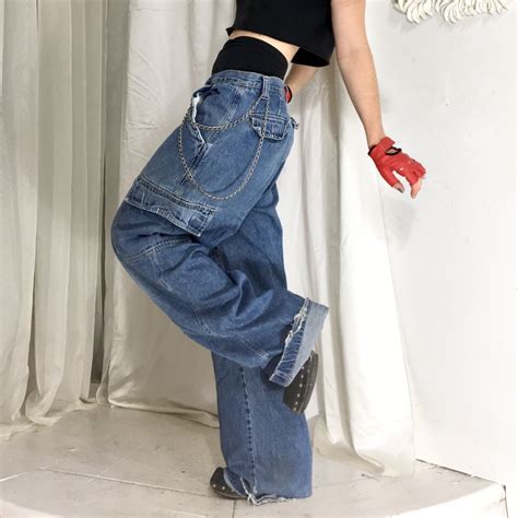 Amazing vintage 90s baggy skater cargo jeans!!... - Depop | Outfits ...