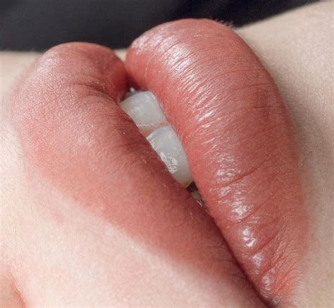 Phun môi màu nude Màu môi nịnh mắt xu hướng hàng đầu