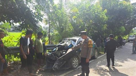 Kecelakaan Di Jalan Trans Sulawesi Kolaka Anggota Polisi Dan Ibunya Tewas