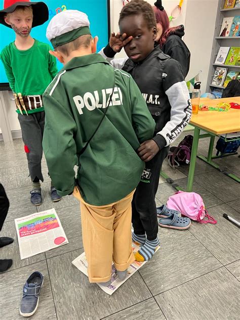 Karneval In Der Unterstufe Else Hirsch Schule