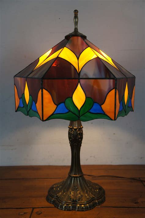 Tiffany Style Art Nouveau Stained Slag Glass Light Parlor Table Lamp