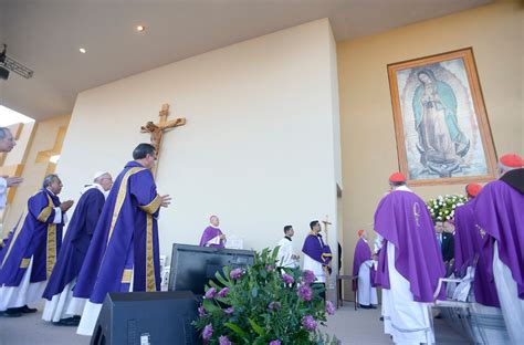 La Virgen María modelo de los sacerdotes Entrevista a Monseñor Patrón