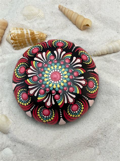 Stone Art Painting Rock Painting Designs Rock Painting Art Mandala