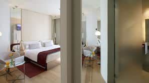 Cram Hotel in Barcelona, Spain | Expedia