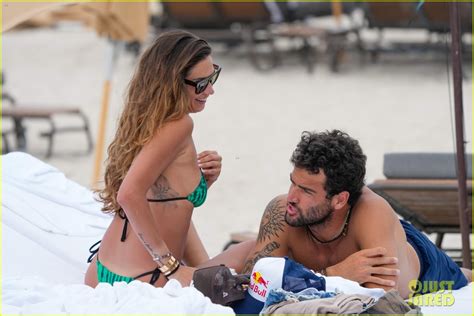 Tennis Star Matteo Berrettini And Girlfriend Melissa Satta Wrapped Up Miami Trip With A Beach Day