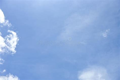 Fondo Blanco Del Blanco De La Nube Del Cielo Azul Cielo Y Nubes