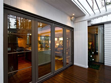 Doors With Glass Windows: How To Choose The Right One For Your Home