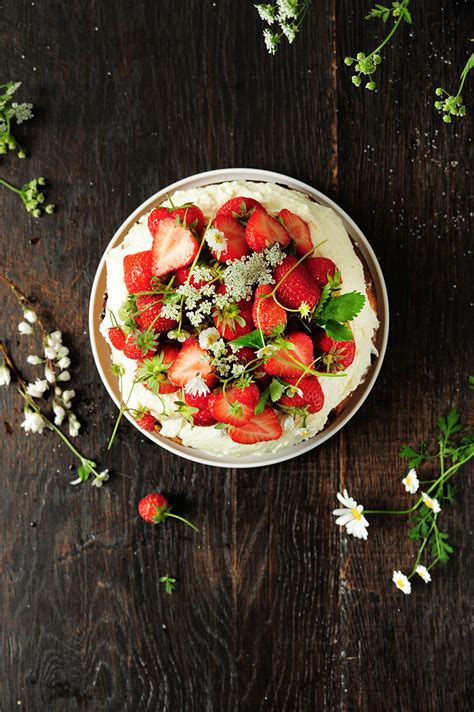 Strawberry Cake Serving Dumplings