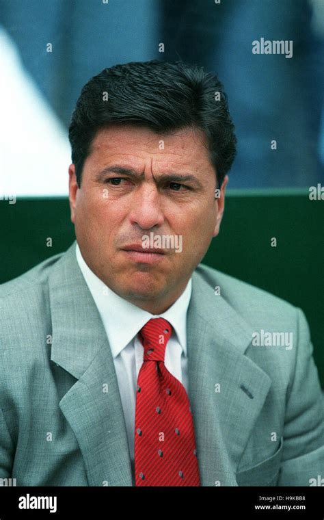 DANIEL PASSARELLA ARGENTINA COACH 14 June 1998 Stock Photo - Alamy