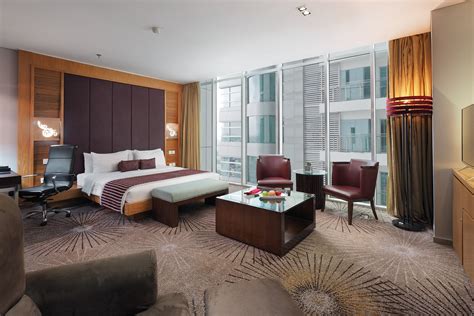 Desain Kamar Mandi Mewah Elegan