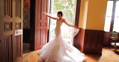 Pratici Consigli Per Scegliere L Abito Da Sposa Perfetto