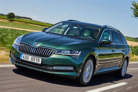 Skoda Superb Combi 1 4 TSI PHEV Sportline Business 2020 Review