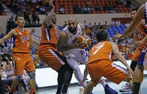 Hotshots Bolts Clash In An Intriguing Match Up News Pba The