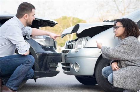 The Role Of Attorneys In Securing Compensation After A Car Crash Mitmunk