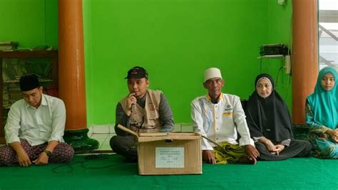 Sebar Wakaf Mushaf Al Quran Di Daerah Cirebon