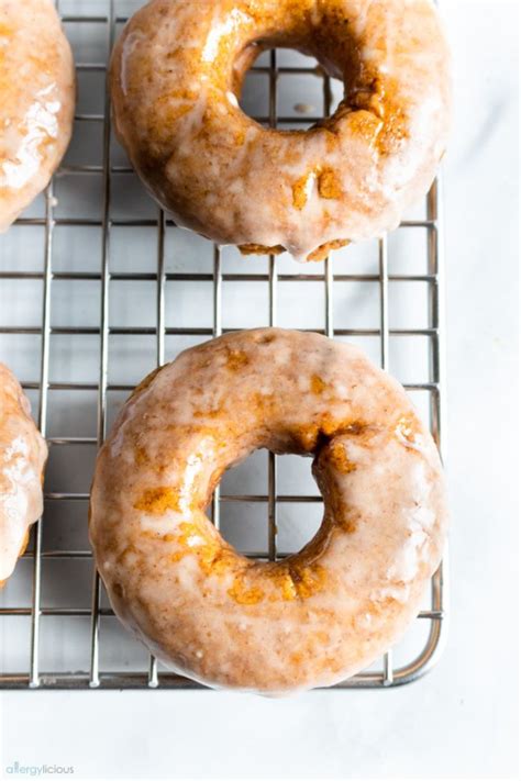 Baked Pumpkin Donuts With Maple Glaze Artofit