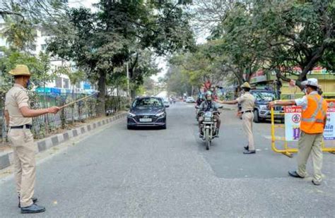 Streets Deserted Markets Closed Heres Bengaluru Under Weekend Covid