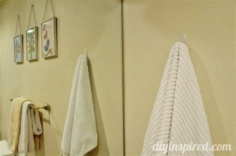 Organizing Your Bathroom with Command Brand - DIY Inspired