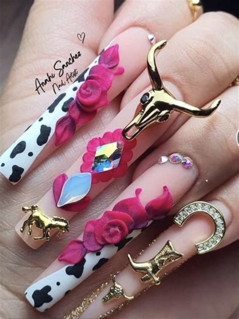 Pin By Isabel On Guardado R Pido In Colored Acrylic Nails Sassy