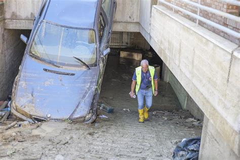 Alluvione Nelle Marche 9 Morti 4 Dispersi Di Cui 2 Minori E 150