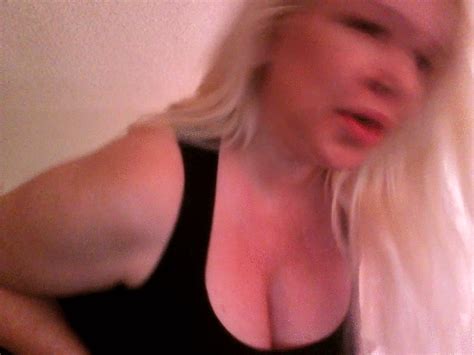 BBW Uses Tongue Toy In Her Huge ASS Brittany Sheers Clips4Sale