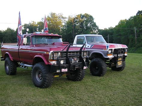 Fords Reppin The Southern Style Trucks Ford Trucks Ford Pickup Trucks