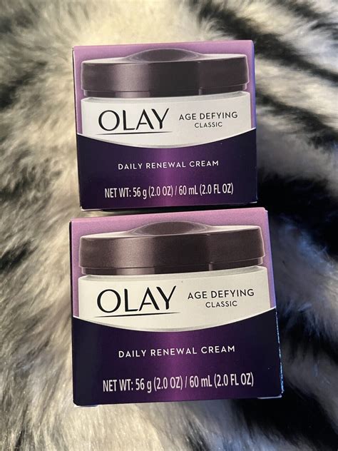 Olay Age Defying Classic Daily Renewal Cream Moisturizes Skin 2 Fl Oz Pack Of 2 Ebay