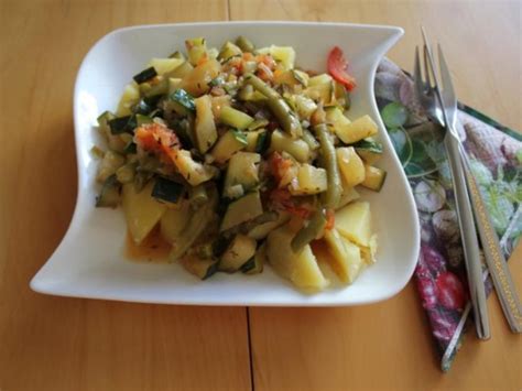 Zucchinigemüse Rezept mit Bild kochbar de