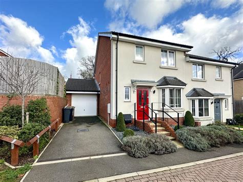 Wagtail Drive Stowmarket Ip Bed Semi Detached House