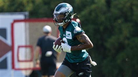 Eagles rookie receiver DeVonta Smith to make preseason debut Thursday ...