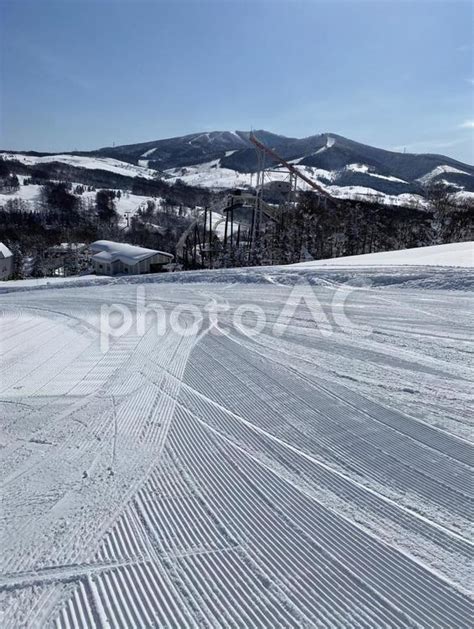 雪の積もった大地 No 4513754｜写真素材なら「写真ac」無料（フリー）ダウンロードok