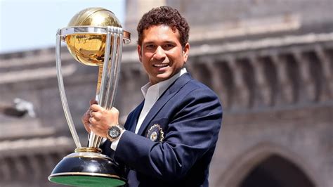 Sachin Tendulkar The God Of Cricket Sachin Tendulkar Statue At Wankhede