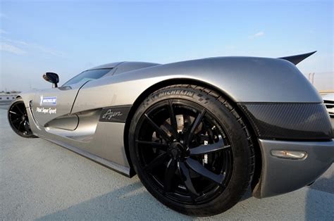 Купить летние шины Michelin Pilot Super Sport от 9 920 ₽ в Москве ...