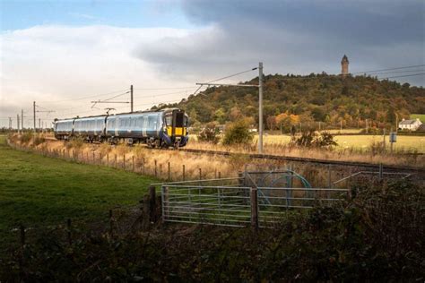 Scotrail And Hitachi Rail Celebrate 4 Years Service For Class 385s