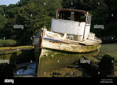 Rotting Boats On The Mud Flats At Pin Mill On The River Orwell Stock