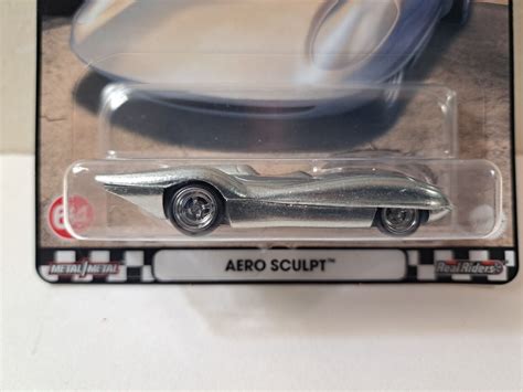 Hot Wheels Premium Boulevard Series Aero Sculpt Realriders