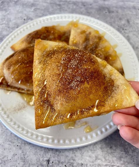 The Easiest Sugar Cinnamon Tortilla Sopapilla Recipe Needlesnbeadsnsweetascanbe