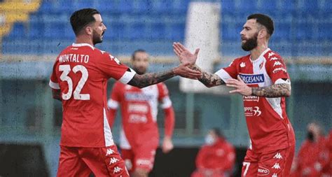 Serie C C Paganese Bari 0 1 La Decide Montalto Video